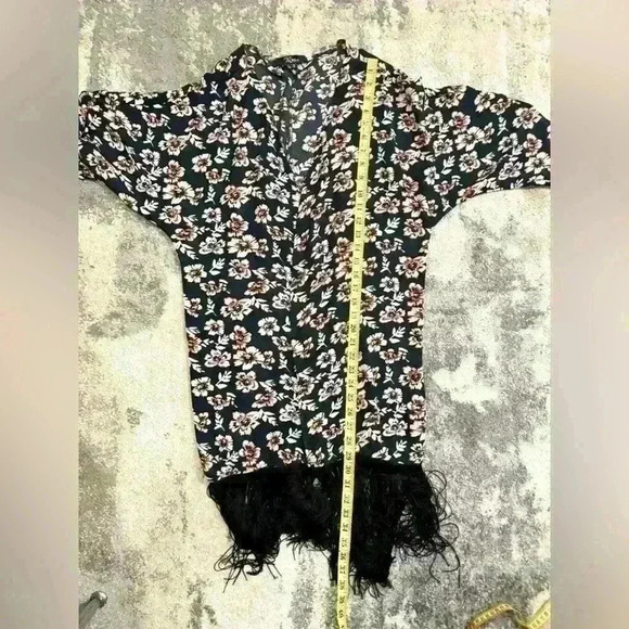 Women’s Katia Throw Over - Picture 8 of 9